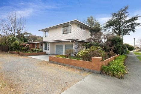 Photo of property in 11 Daresbury Lane, Fendalton, Christchurch, 8014