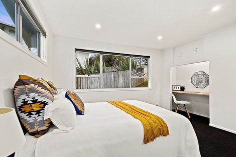 Photo of property in 3 Shale Avenue, Massey, Auckland, 0614