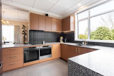 Photo of property in 75 Eglinton Road, Mornington, Dunedin, 9011