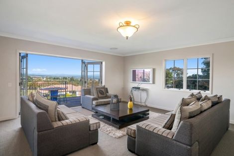 Photo of property in 12 Chateau Crescent, Rangatira Park, Taupo, 3330