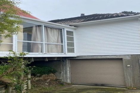 Photo of property in 10 Hillary Street, Tawa, Wellington, 5028