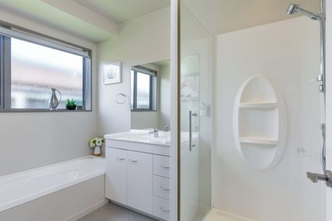 Photo of property in 4 Puketea Place, Redwoodtown, Blenheim, 7201