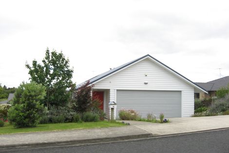 Photo of property in 58 Puriri Road, Pukekohe, 2120
