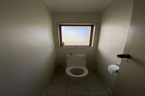 Photo of property in 8/8a Featherston Street, Levin, 5510