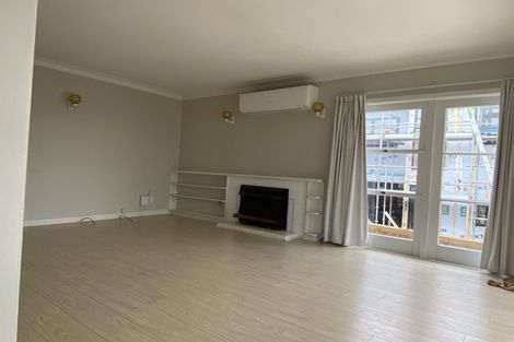 Photo of property in 17 Bradbury Road, Botany Downs, Auckland, 2010