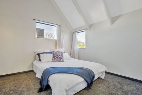 Photo of property in 2/10 Nortons Road, Avonhead, Christchurch, 8042