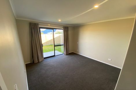 Photo of property in 6 Half Pint Lane, Halswell, Christchurch, 8025