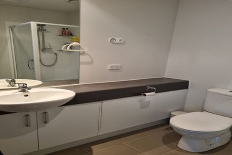 Photo of property in 9c/60 Masons Road, Oteha, Auckland, 0632