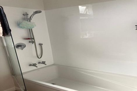 Photo of property in 35 Melrose Road, Island Bay, Wellington, 6023