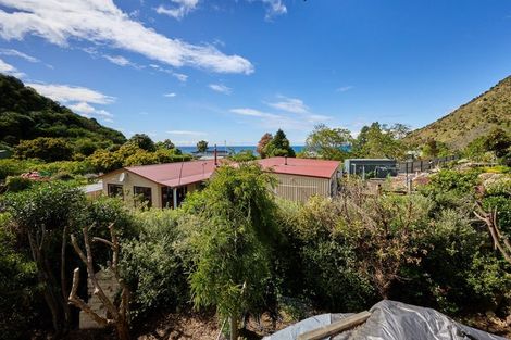 Photo of property in 17 Makura Road, Goose Bay, Kaikoura, 7374