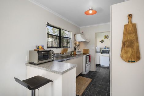 Photo of property in 82 Esmeralda Street, Welcome Bay, Tauranga, 3112