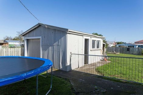 Photo of property in 66 Allardice Street, Dannevirke, 4930
