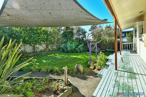 Photo of property in 76 Bays Road, Orere Point, Papakura, 2585