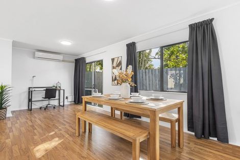 Photo of property in 5b James Cook Drive, Welcome Bay, Tauranga, 3112