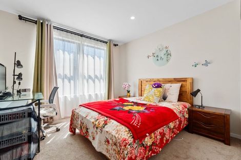 Photo of property in 17 Peihana Road, Hobsonville, Auckland, 0616