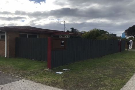 Photo of property in 35a Golf Road, Mount Maunganui, 3116
