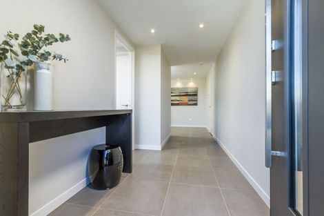Photo of property in 18 Lucas Creek Way, Albany, Auckland, 0632