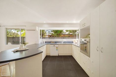 Photo of property in 6 Creedon Glen, Casebrook, Christchurch, 8051