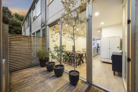 Photo of property in 20g Fisher-point Drive, Auckland Central, Auckland, 1010