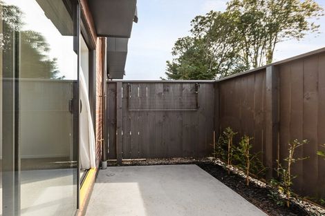 Photo of property in 2/5 Vesty Avenue, Hillcrest, Hamilton, 3216