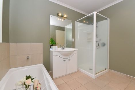 Photo of property in 8 Henley Court, Huntington, Hamilton, 3210