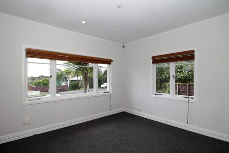 Photo of property in 1/21 Grande Vue Road, Hillpark, Auckland, 2102