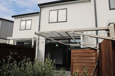 Photo of property in 16 Kauamo Close, Waiwhetu, Lower Hutt, 5010