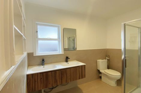 Photo of property in 1/8a Bracken Avenue, Takapuna, Auckland, 0622