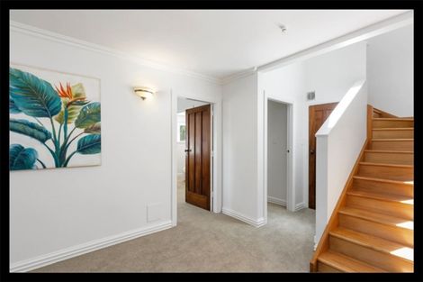 Photo of property in 118 Cashmere Avenue, Khandallah, Wellington, 6035