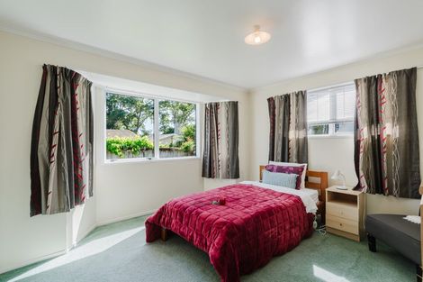 Photo of property in 17 Sandalwood Drive, Dinsdale, Hamilton, 3204