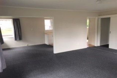 Photo of property in 9 Shale Avenue, Massey, Auckland, 0614