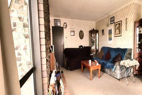 Photo of property in 41 Rhodes Drive, Kelvin Grove, Palmerston North, 4414
