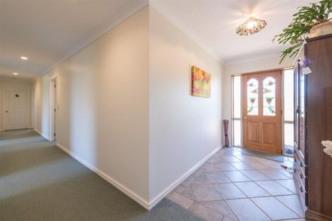 Photo of property in 38 Hoult Crescent, Monaco, Nelson, 7011