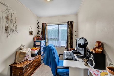 Photo of property in 31 Camellia Avenue, Bell Block, New Plymouth, 4312