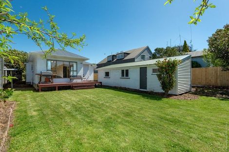 Photo of property in 44 Windermere Road, Papanui, Christchurch, 8053
