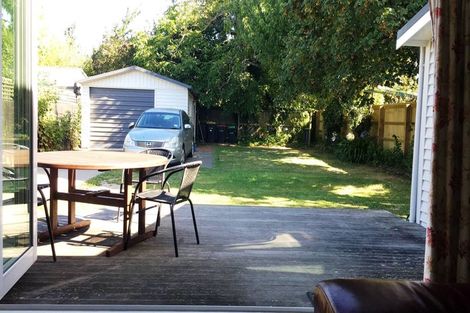 Photo of property in 74 Edward Avenue, Edgeware, Christchurch, 8013