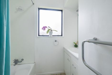 Photo of property in 52a Hinemoa Street, Paraparaumu, 5032