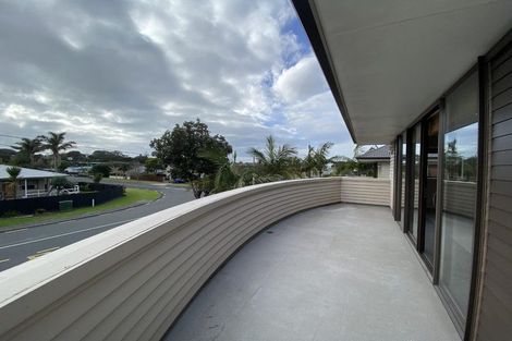 Photo of property in 82b Bay Street, Red Beach, 0932