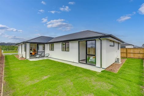 Photo of property in 21 Te Repo Drive, Halswell, Christchurch, 8025