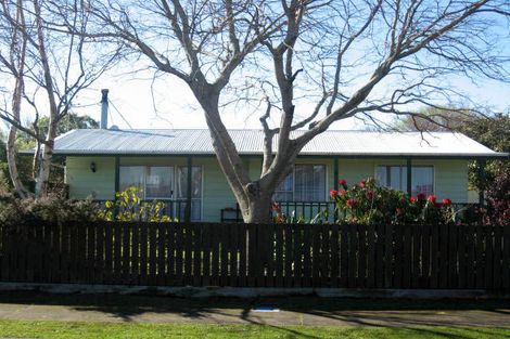 Photo of property in 22 Fisher Place, Carterton, 5713
