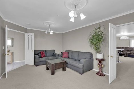 Photo of property in 2 Lochinver Drive, Nawton, Hamilton, 3200