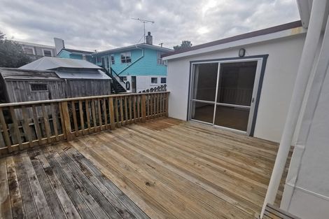 Photo of property in 1/15 Fordham Street, Beach Haven, Auckland, 0626