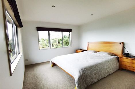 Photo of property in 51 Bronwylian Drive, Flat Bush, Auckland, 2016