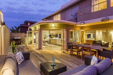 Photo of property in 9a Craig Road, Milford, Auckland, 0620