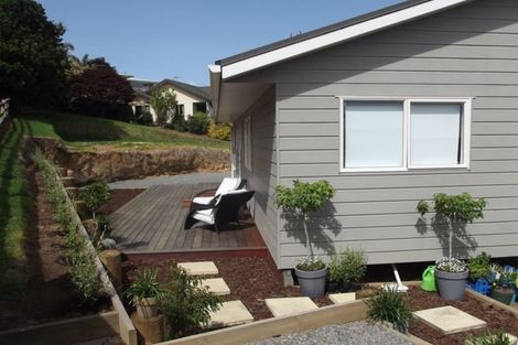 Photo of property in 181f Omokoroa Road, Omokoroa, 3114