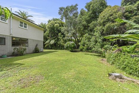 Photo of property in 52 Pitcairn Street, Oakura, 4314