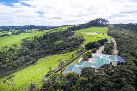 Photo of property in 187 Valley Road, Waimauku, 0881