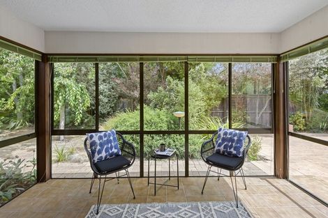 Photo of property in 25 Montclare Avenue, Ilam, Christchurch, 8041