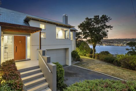 Photo of property in 17 Cornwall Street, Vauxhall, Dunedin, 9013