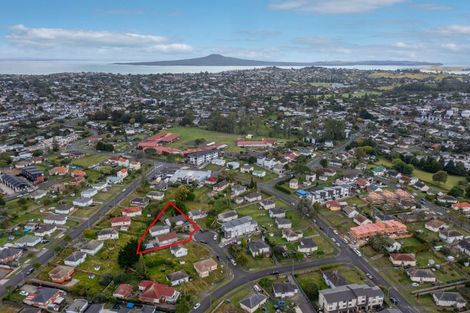 Photo of property in 8 Huxley Place, Glen Innes, Auckland, 1072